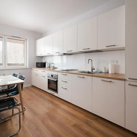 Sady Zoliborskie Generous Apartment