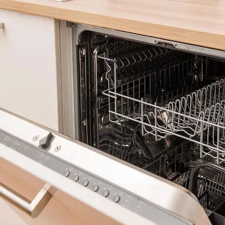 Sady Zoliborskie Generous By Bookinghost *