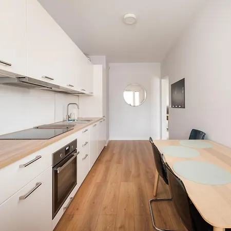 Sady Zoliborskie Generous Apartment