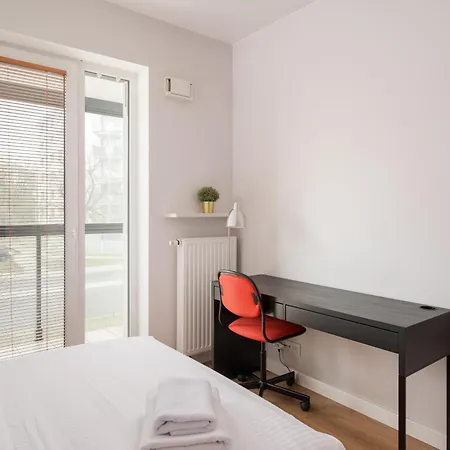 Sady Zoliborskie Generous By Bookinghost