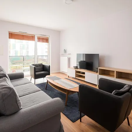 Sady Zoliborskie Generous Apartment Warsaw