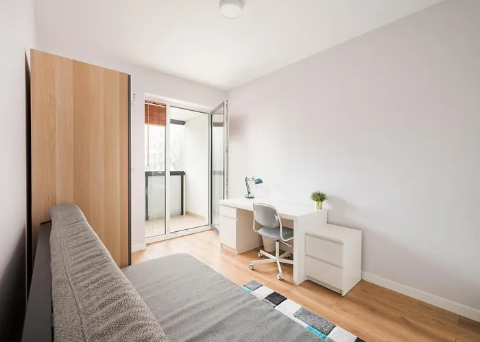 Sady Zoliborskie Generous By Bookinghost Warsaw