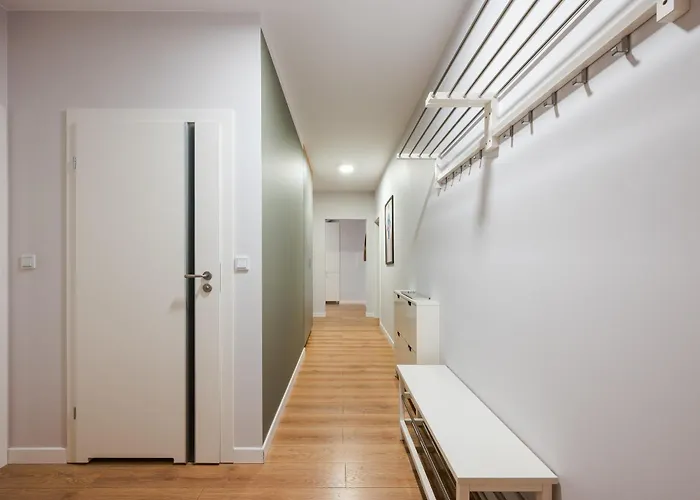 Apartment Sady Zoliborskie Generous By Bookinghost *