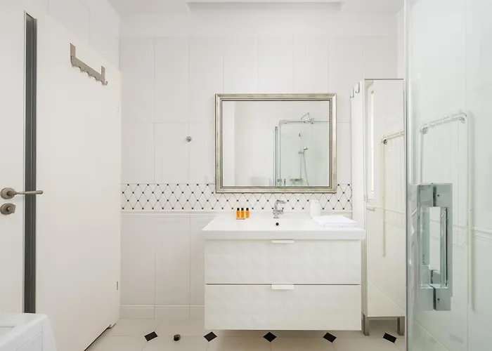Apartment Sady Zoliborskie Generous By Bookinghost Warsaw